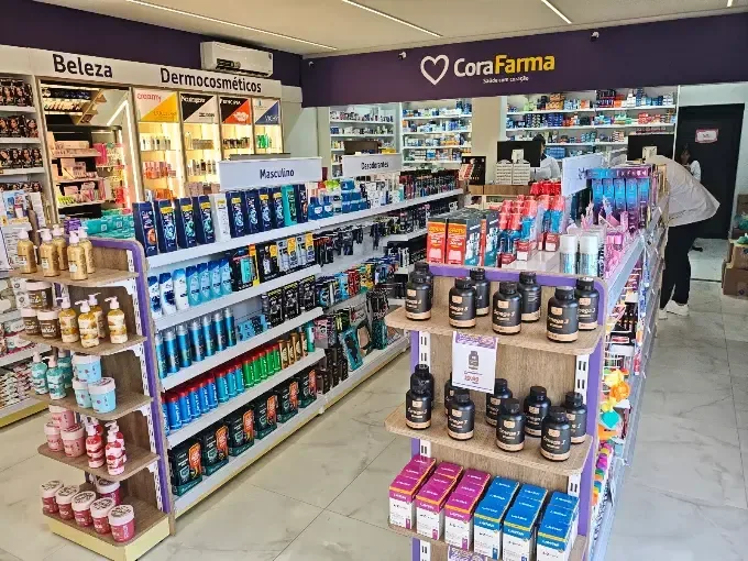 Setor de higiene, beleza e dermocosméticos da CoraFarma